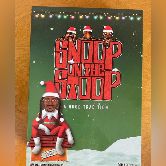 NWT Urban Outfitters Death Row Records Snoop On The Stoop Plushie Figure - Picture 6 of 11